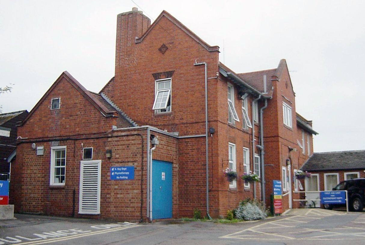 Bicester Cottage Hospital shortly before its closure and demolition.